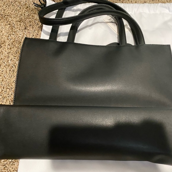 Medium Black Teflar Bag. BRAND NEW. NEVER WORN. Dust bag included. - Picture 2 of 2